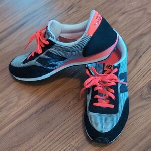 New Balance Black and Pink Sneakers